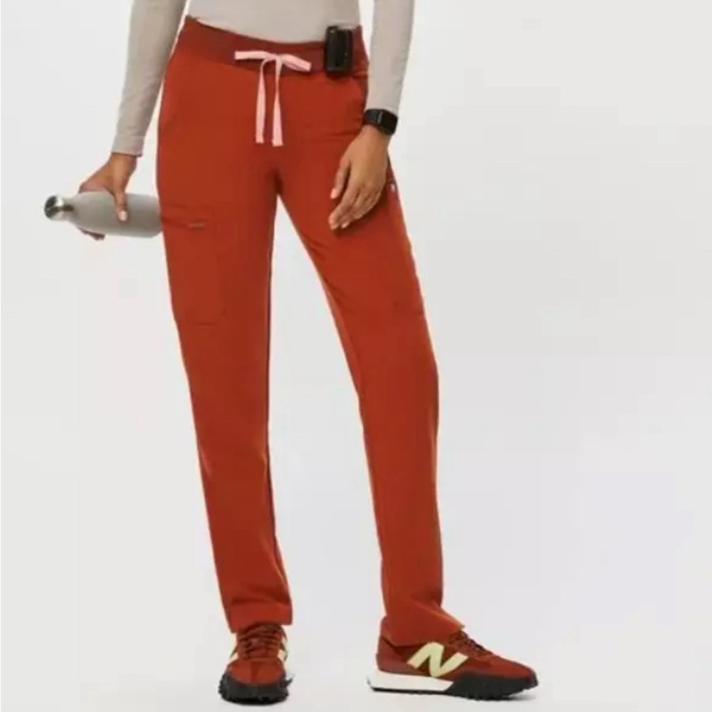 Xs Auburn figs pants regular length